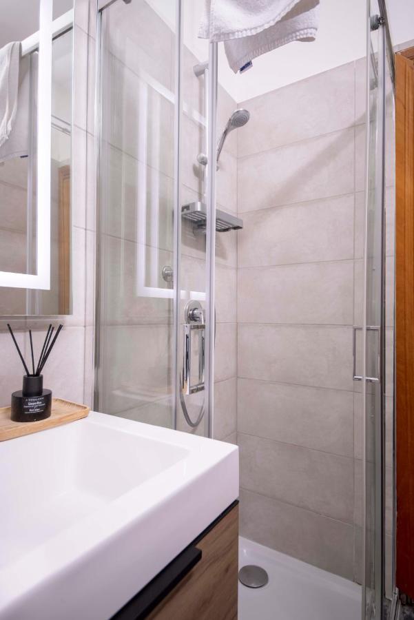 Stranamore Apartments Trastevere Roma Exterior foto